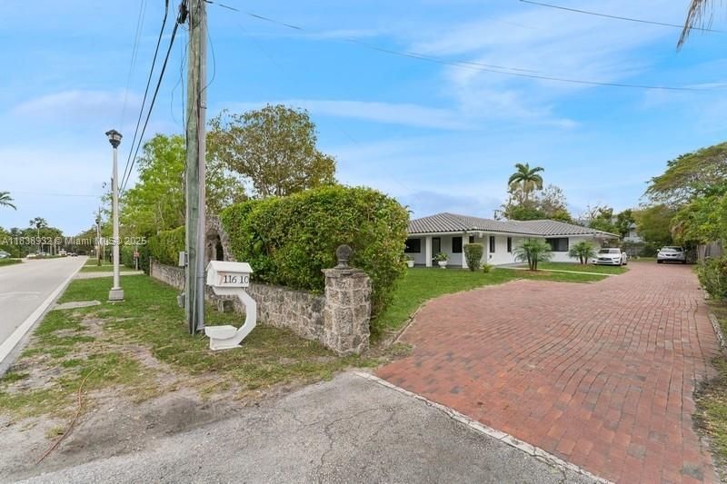 11610 6th Ave, Biscayne Park, Florida 33161