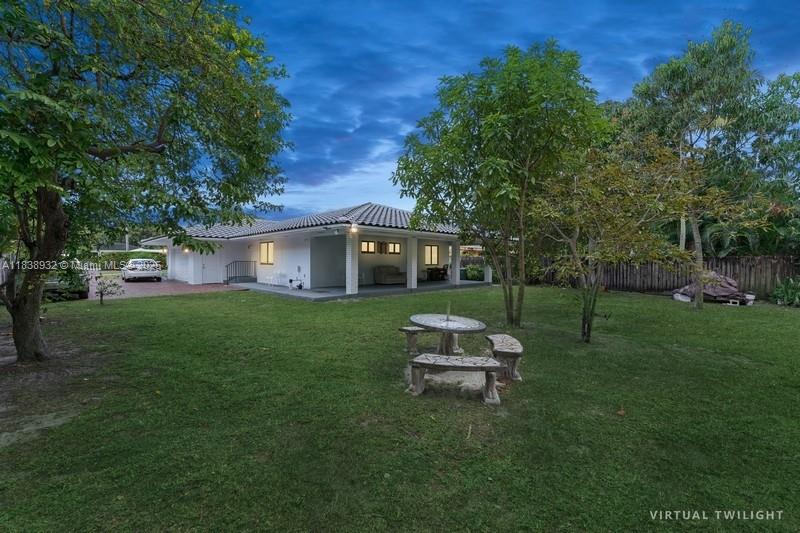 11610 NE 6th Ave, Biscayne Park, Florida image 30