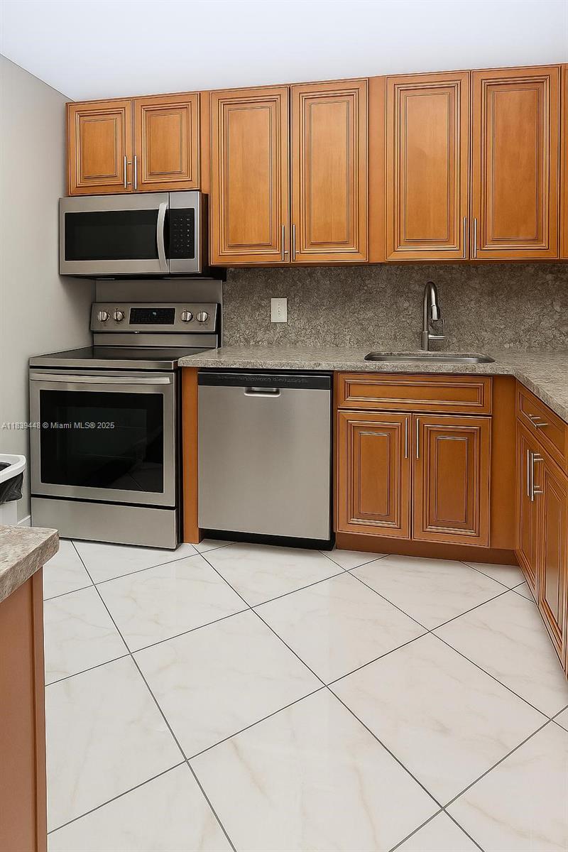 Residential, Margate, Florida image 5