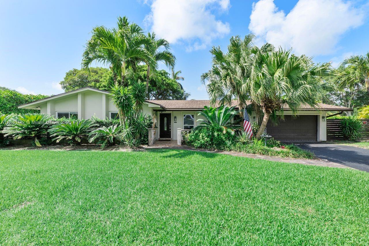 8740 SW 183rd Ter FL