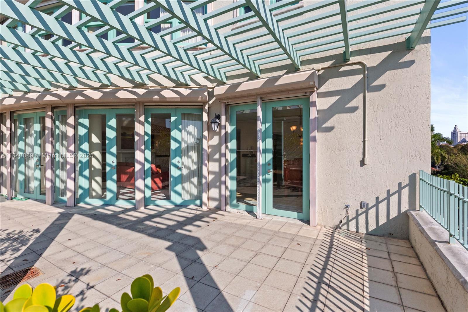 610 Valencia Ave #503, Coral Gables, Florida image 14