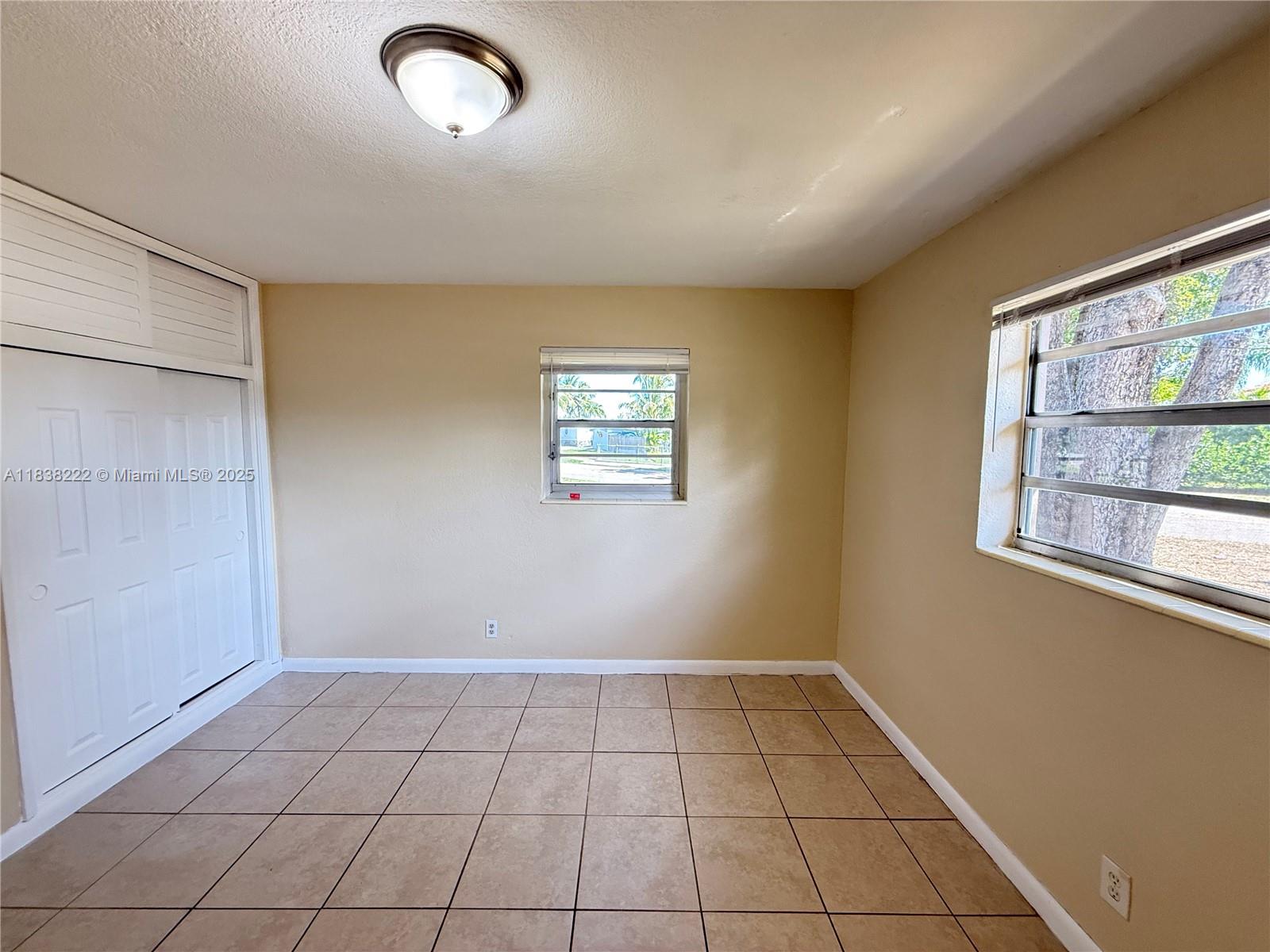 5491 SW 6th St, Margate, Florida image 15