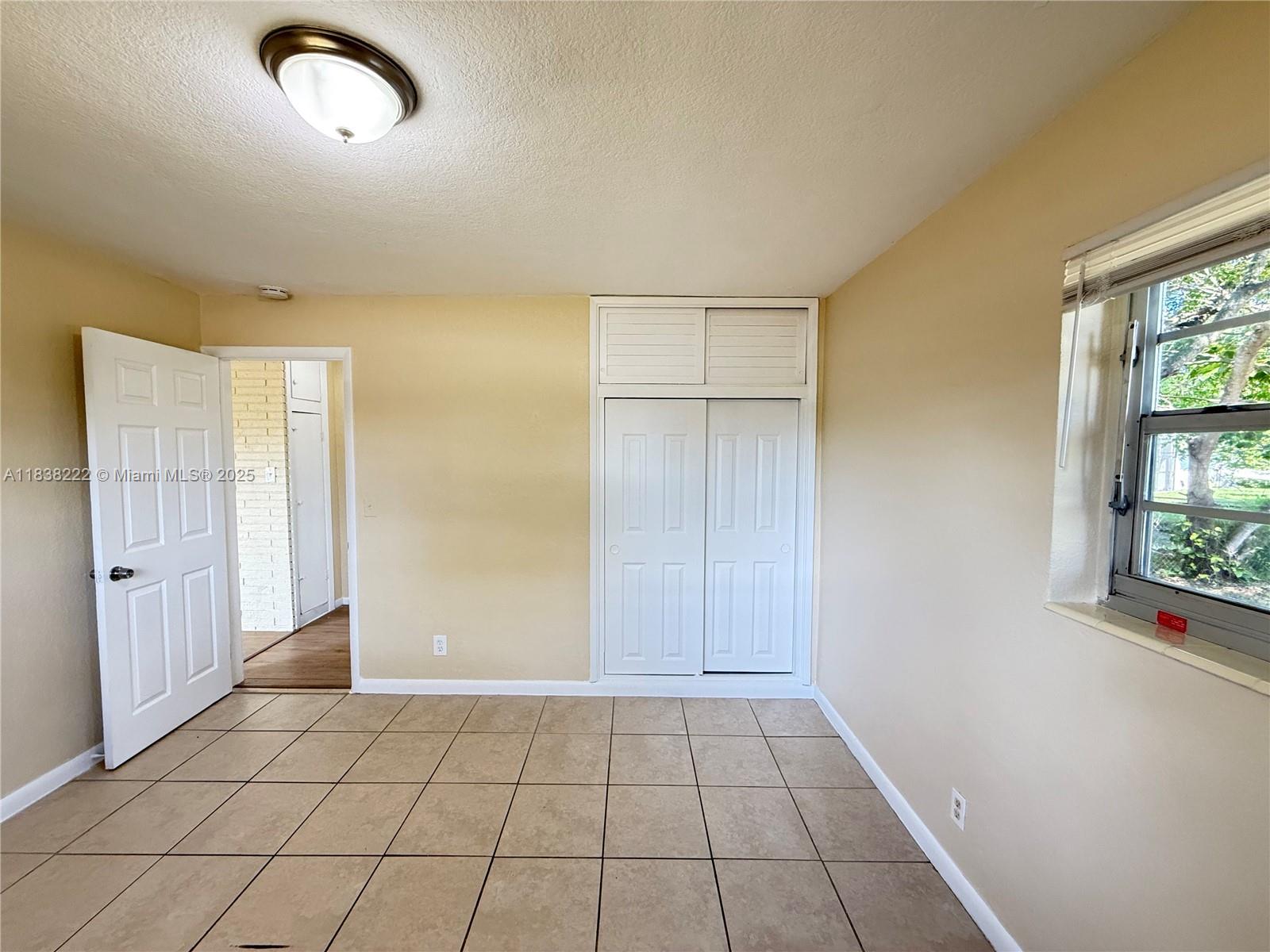 5491 SW 6th St, Margate, Florida image 16
