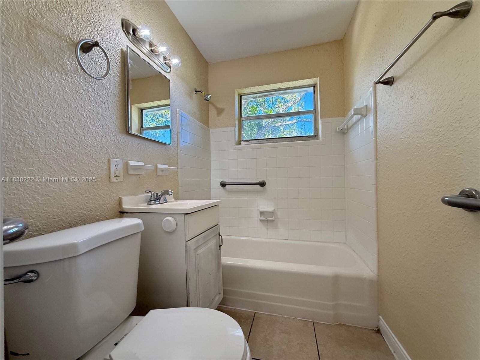 5491 SW 6th St, Margate, Florida image 17