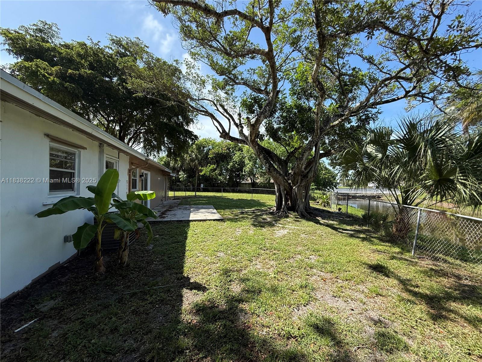 5491 SW 6th St, Margate, Florida image 20