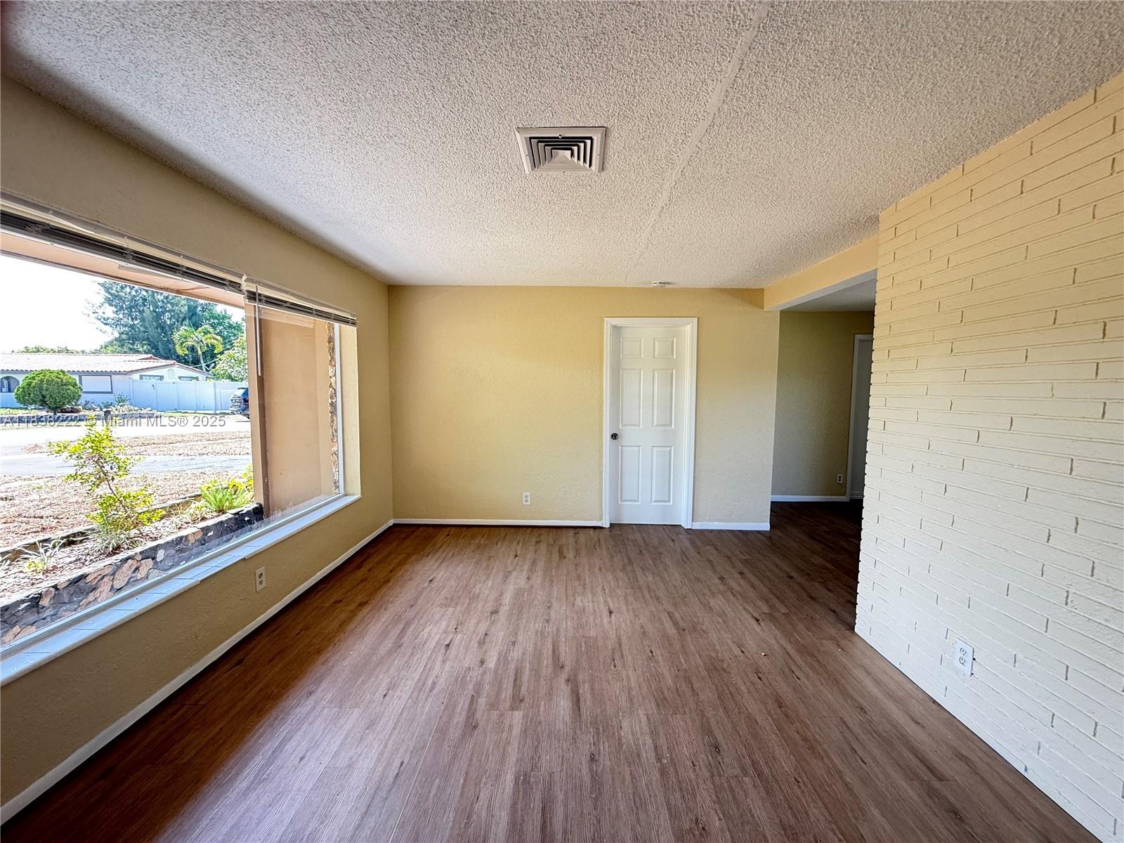 5491 SW 6th St, Margate, Florida image 6