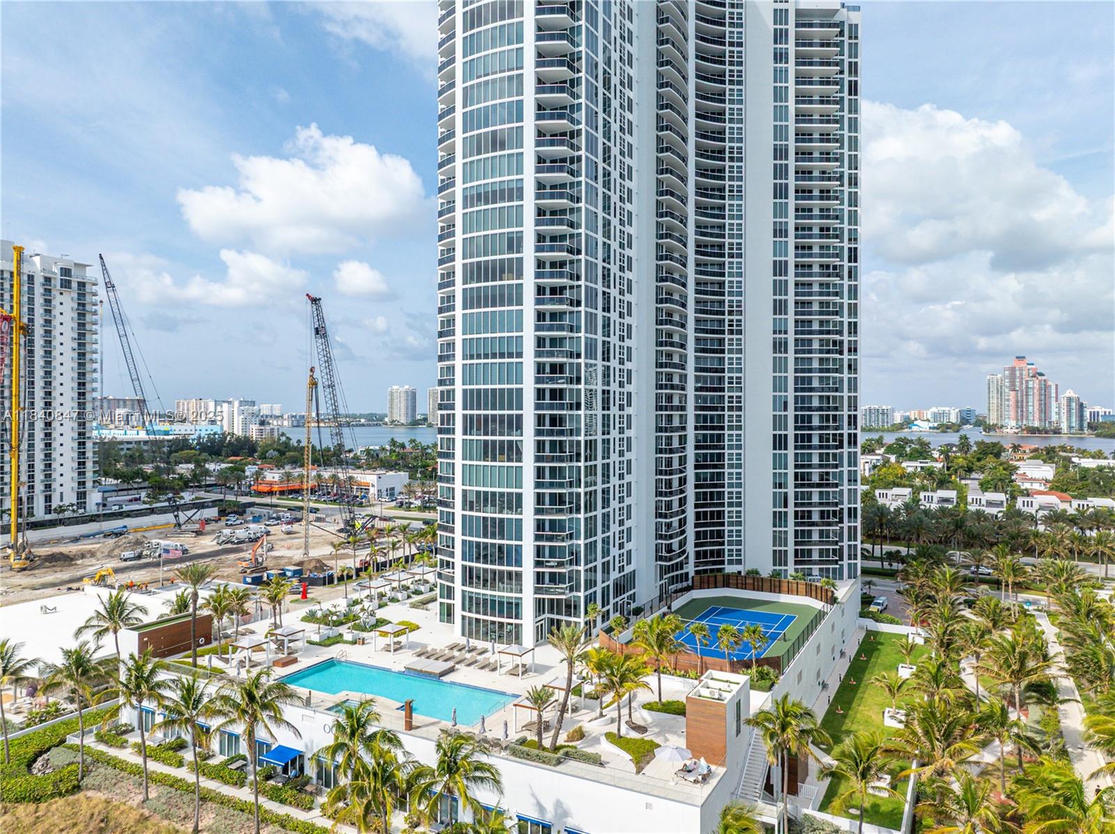 Apartamento para Alugar em Sunny Isles Beach, FL