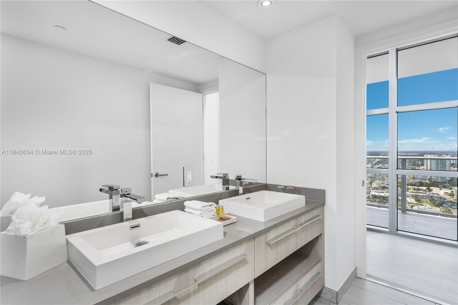 4010 S Ocean Dr #R2804, Hollywood, Florida image 9