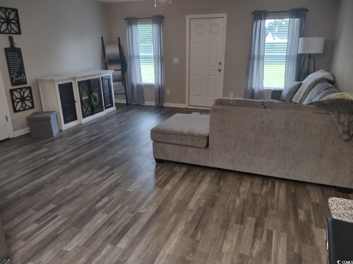 726 Twin Oak Circle, Lake City, South Carolina image 4