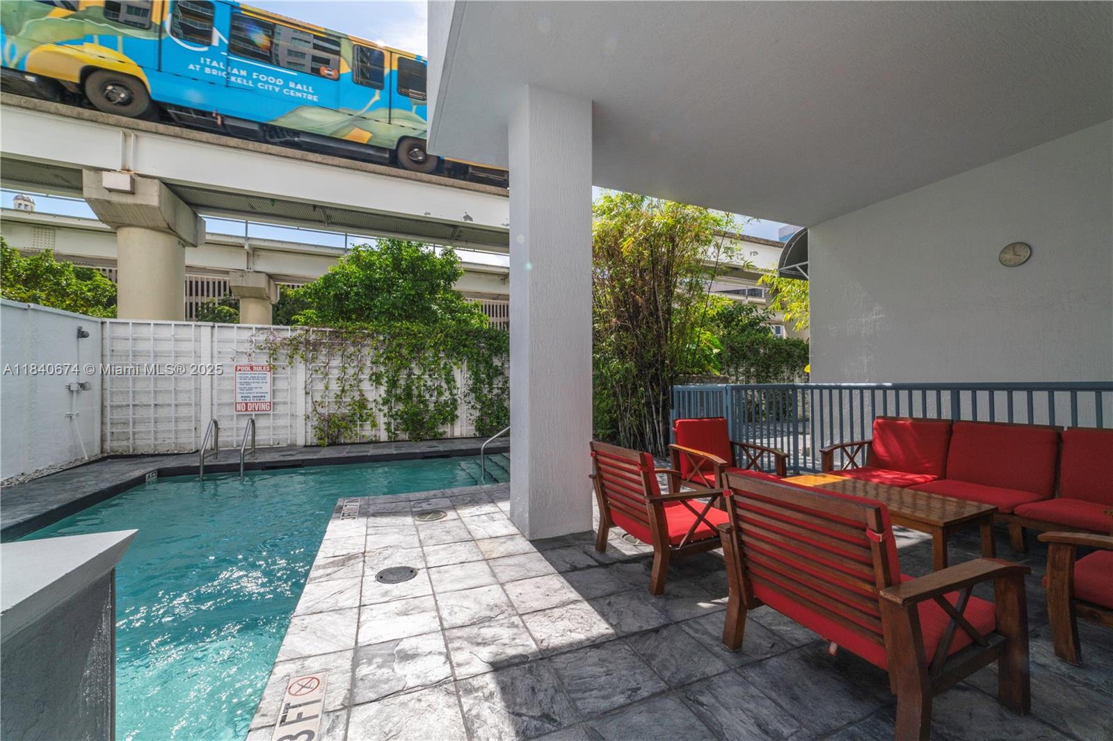 234 NE 3rd St #305, Miami FL 33132