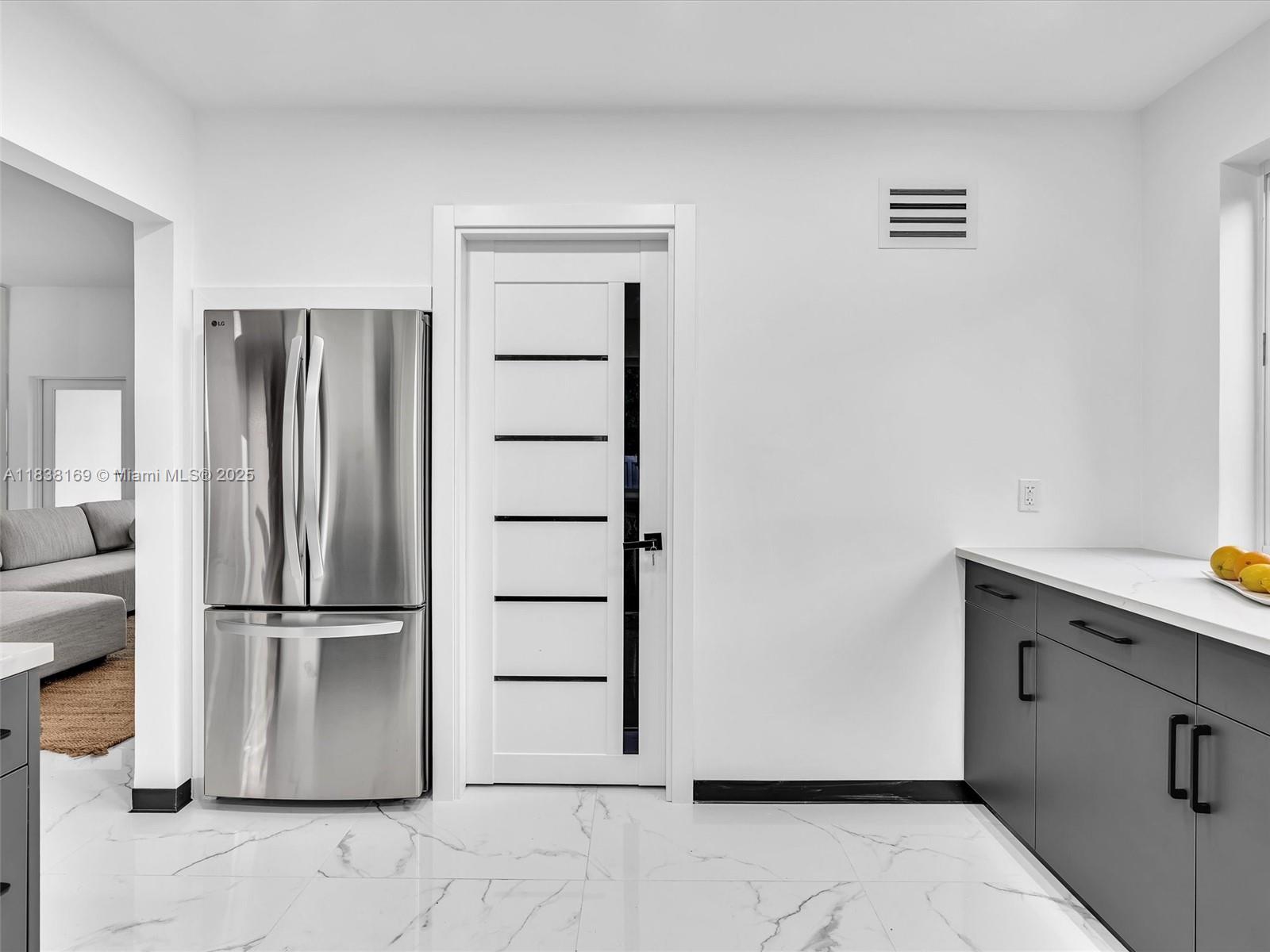 915 N 14th Ave, Hollywood, Florida image 22