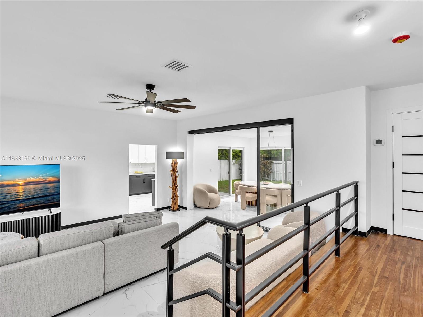915 N 14th Ave, Hollywood, Florida image 7
