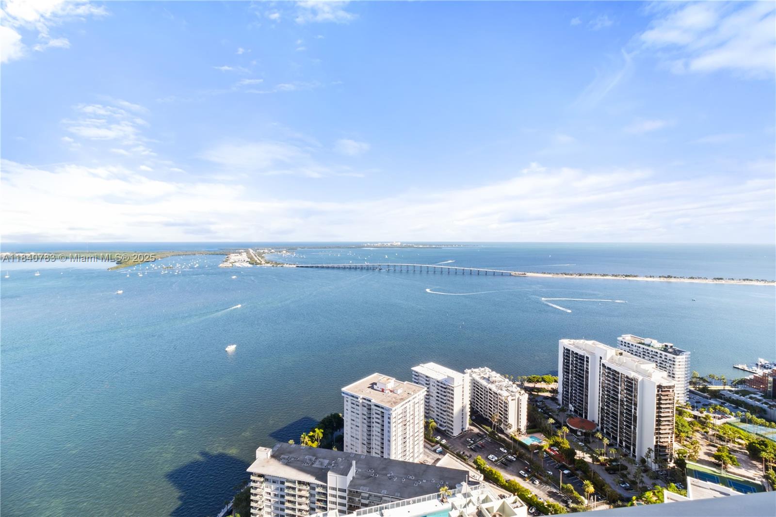 1300 Brickell Bay Dr #2100, Miami FL 33131