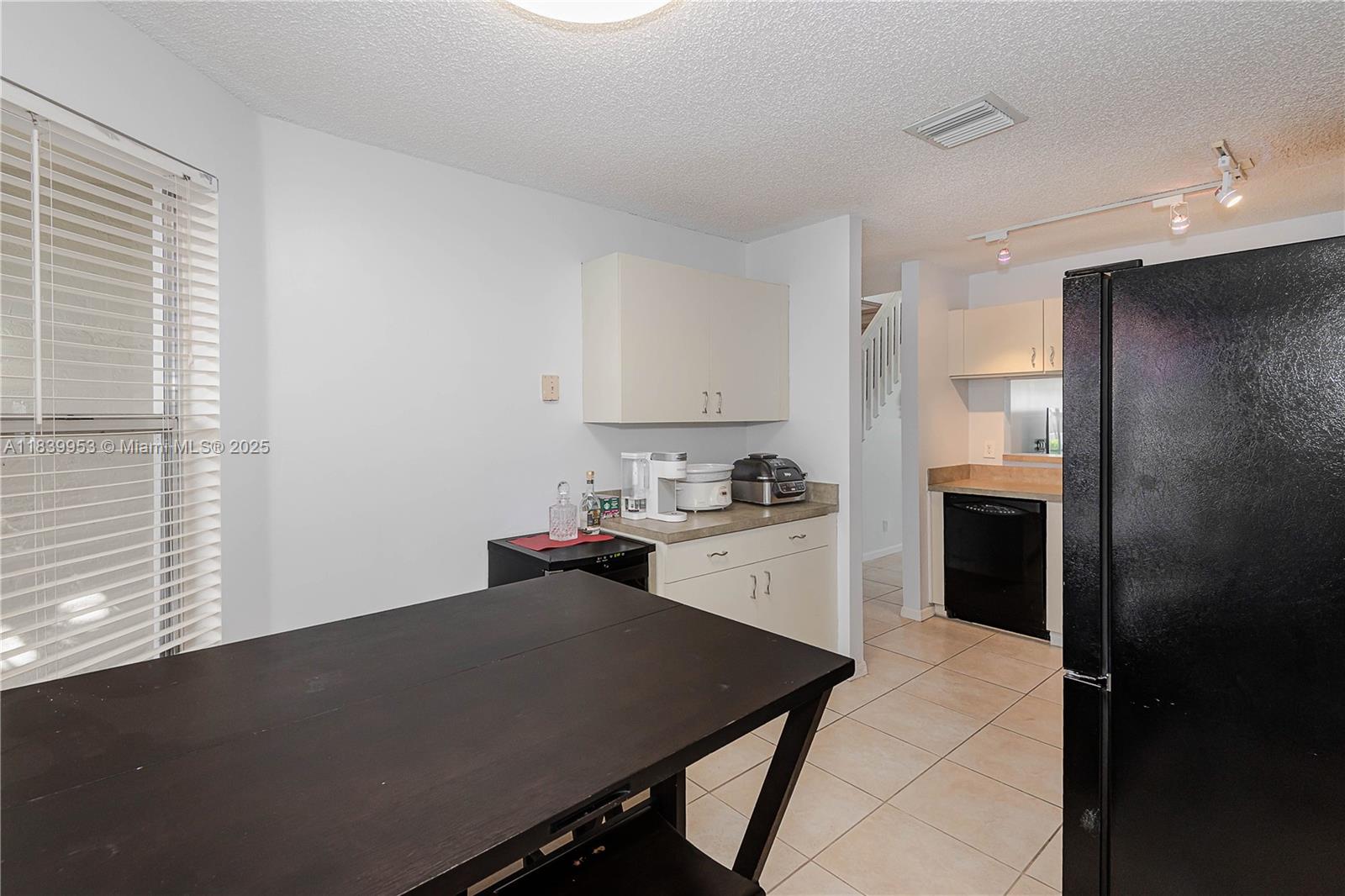 7602 S Pinewalk Dr S #154, Margate, Florida image 11