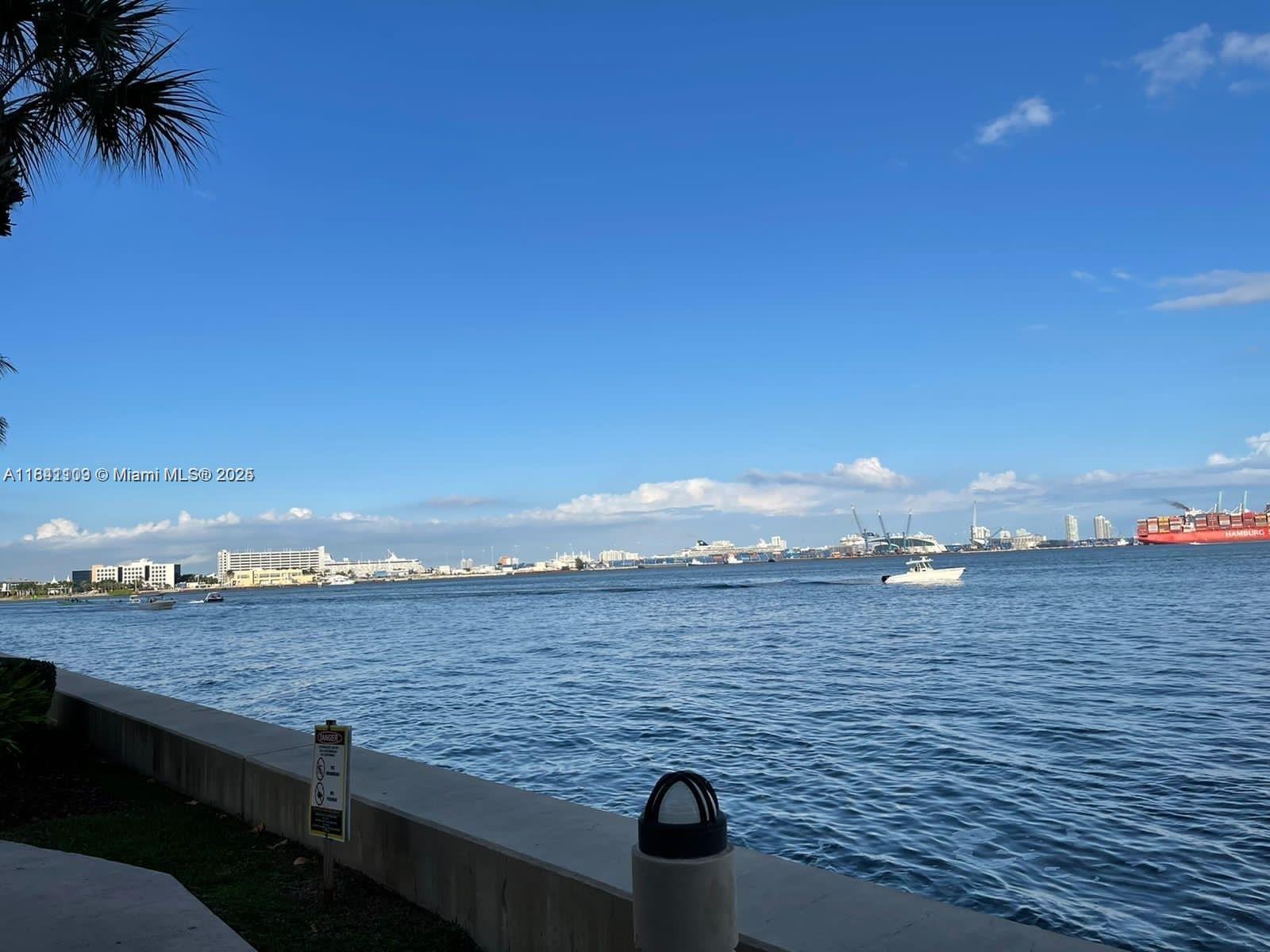 770 Claughton Island Dr #2107, Miami FL 33131
