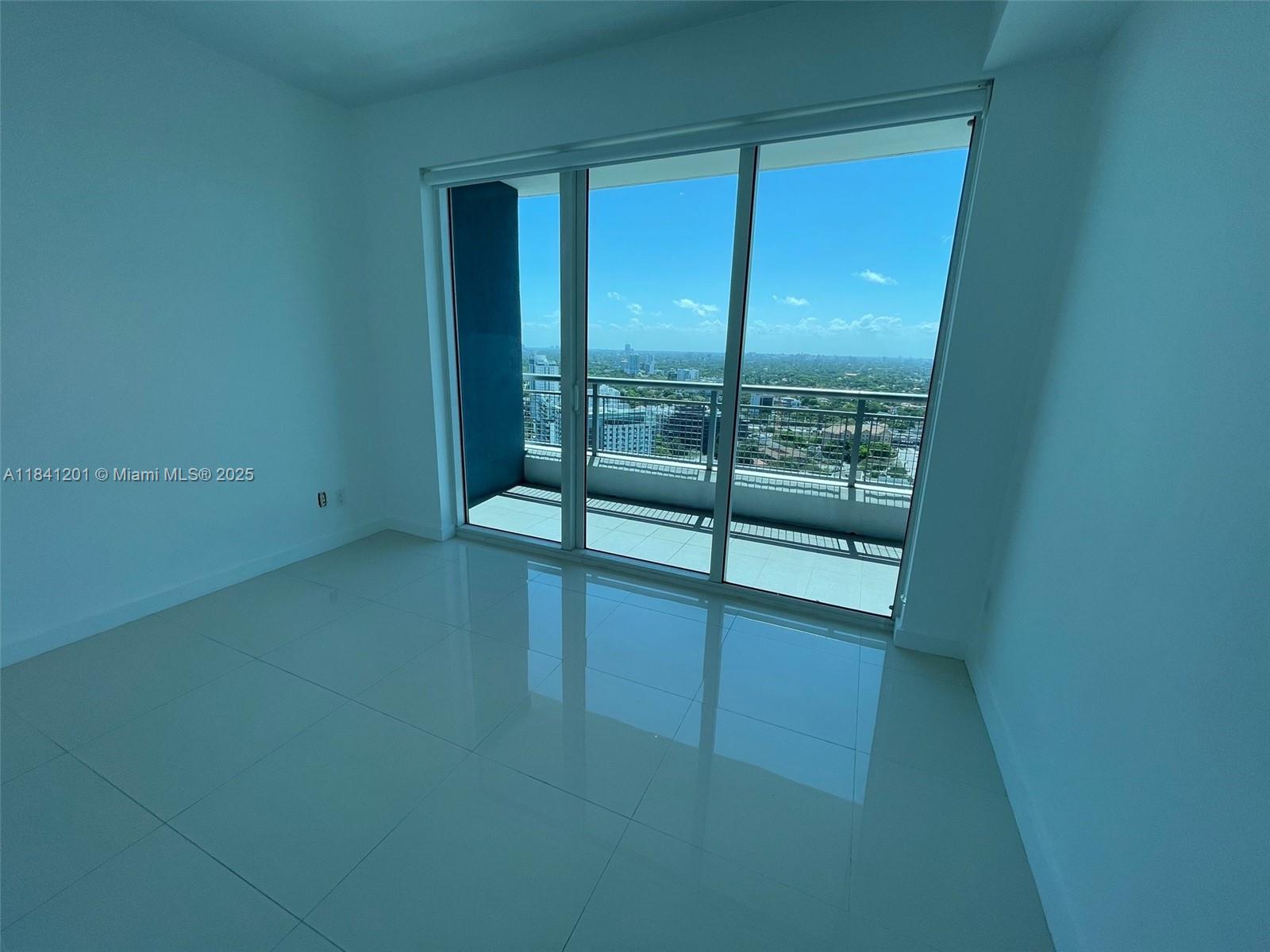 60 SW 13th St #2217, Miami FL 33130