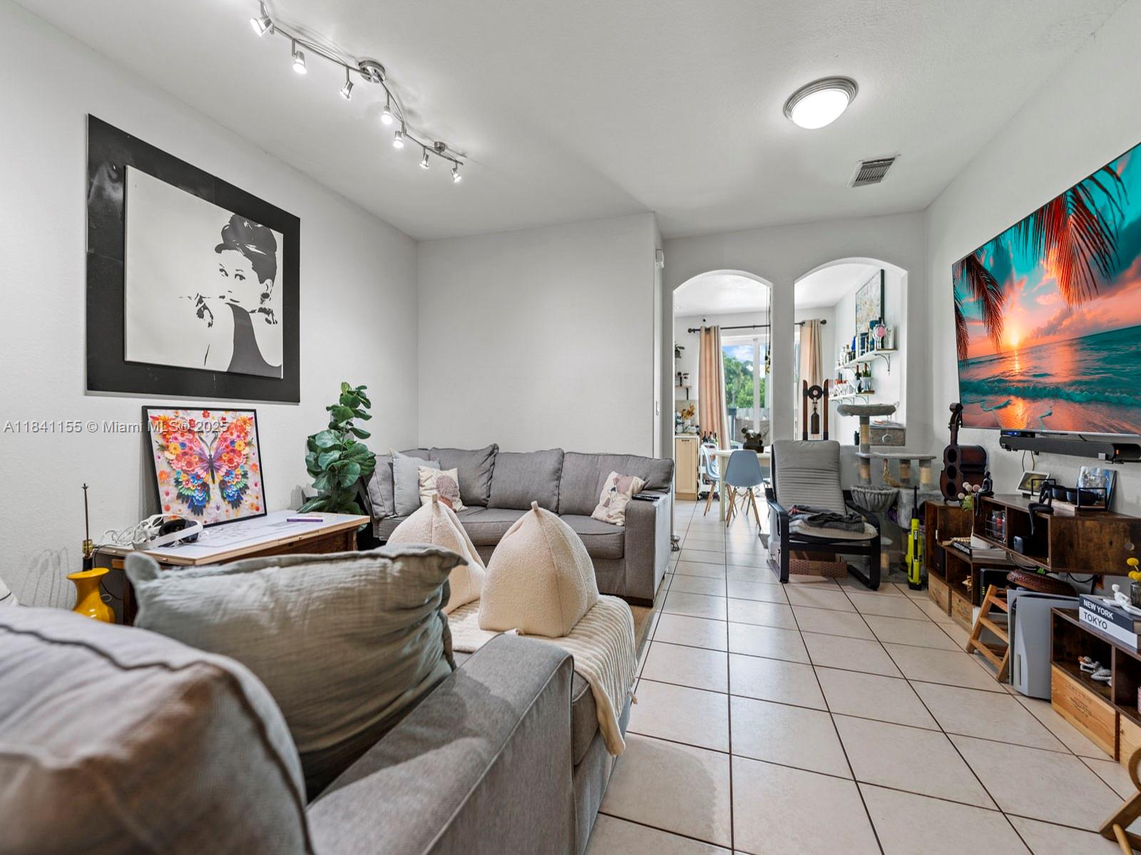 5400 NW 107th Ave #401, Doral, Florida image 7