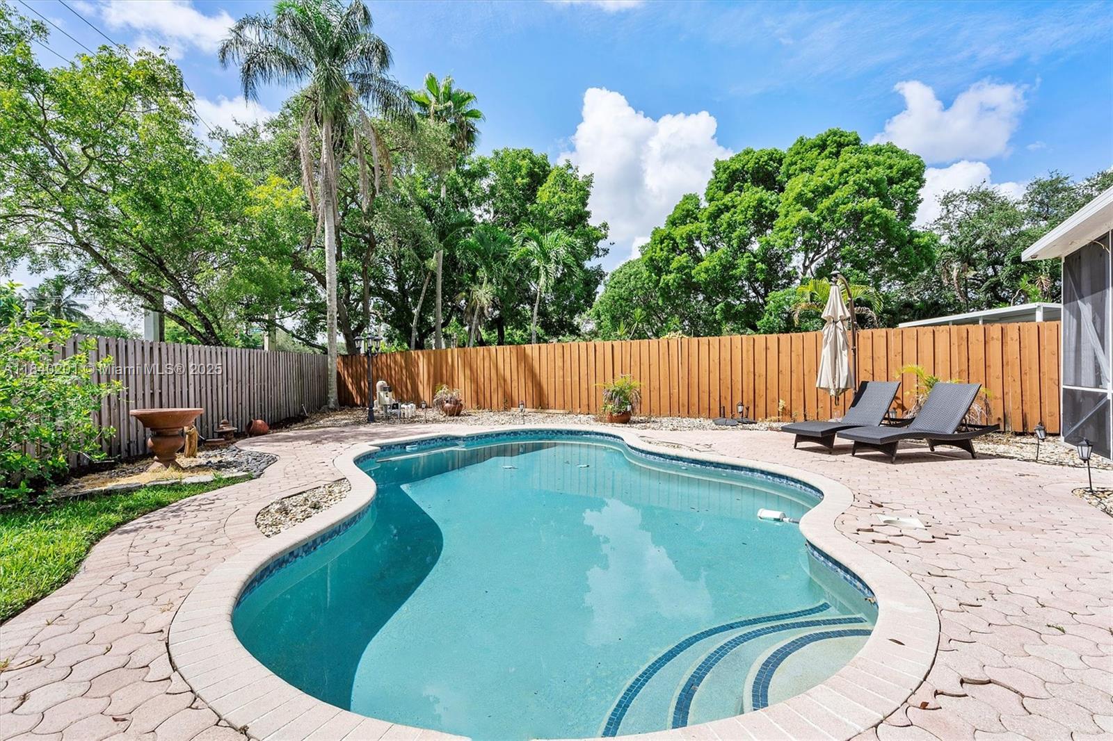 5998 SW 112th Dr, Cooper City, Florida image 3