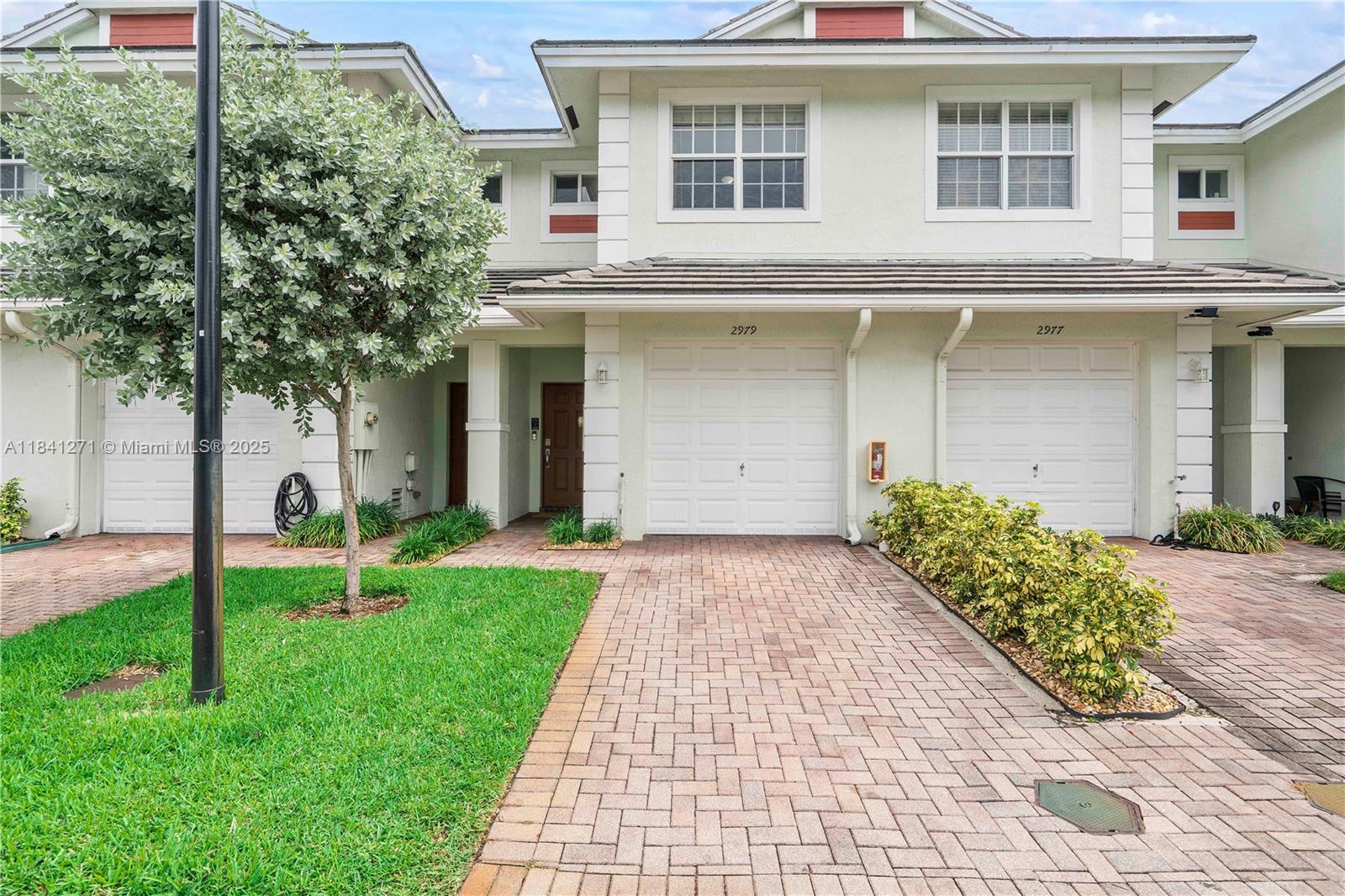 2979 NW 30th Pl, Oakland Park, Florida image 3