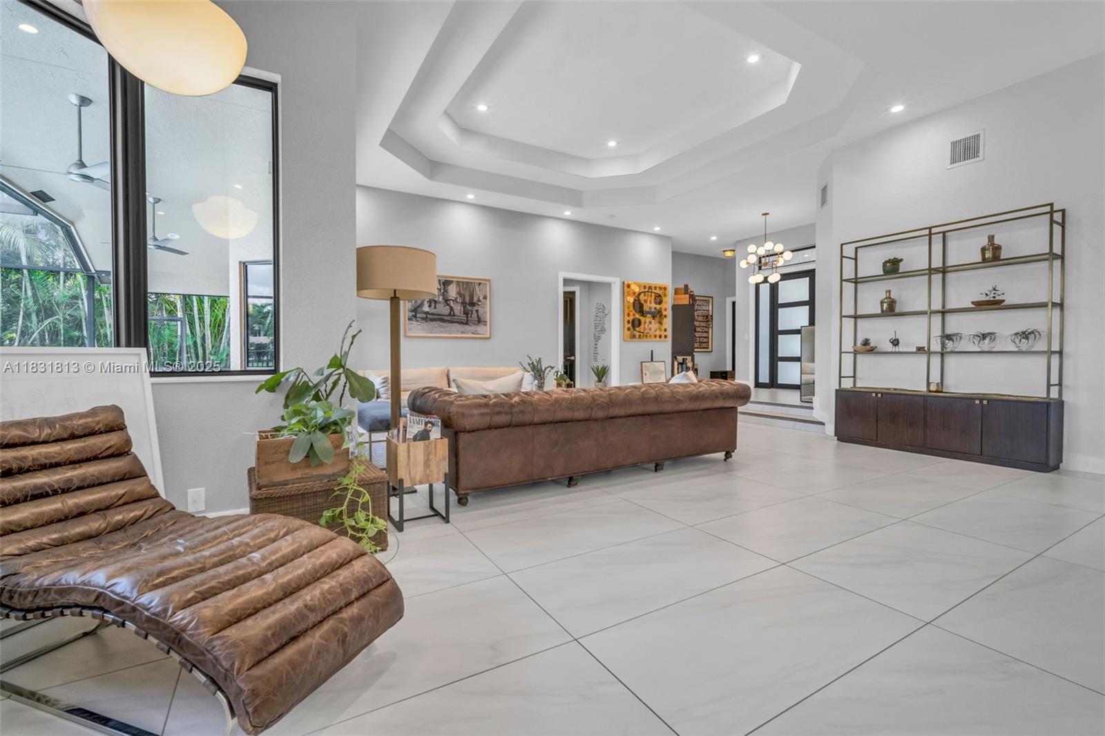 2583 Mayfair Ln, Weston, Florida image 10