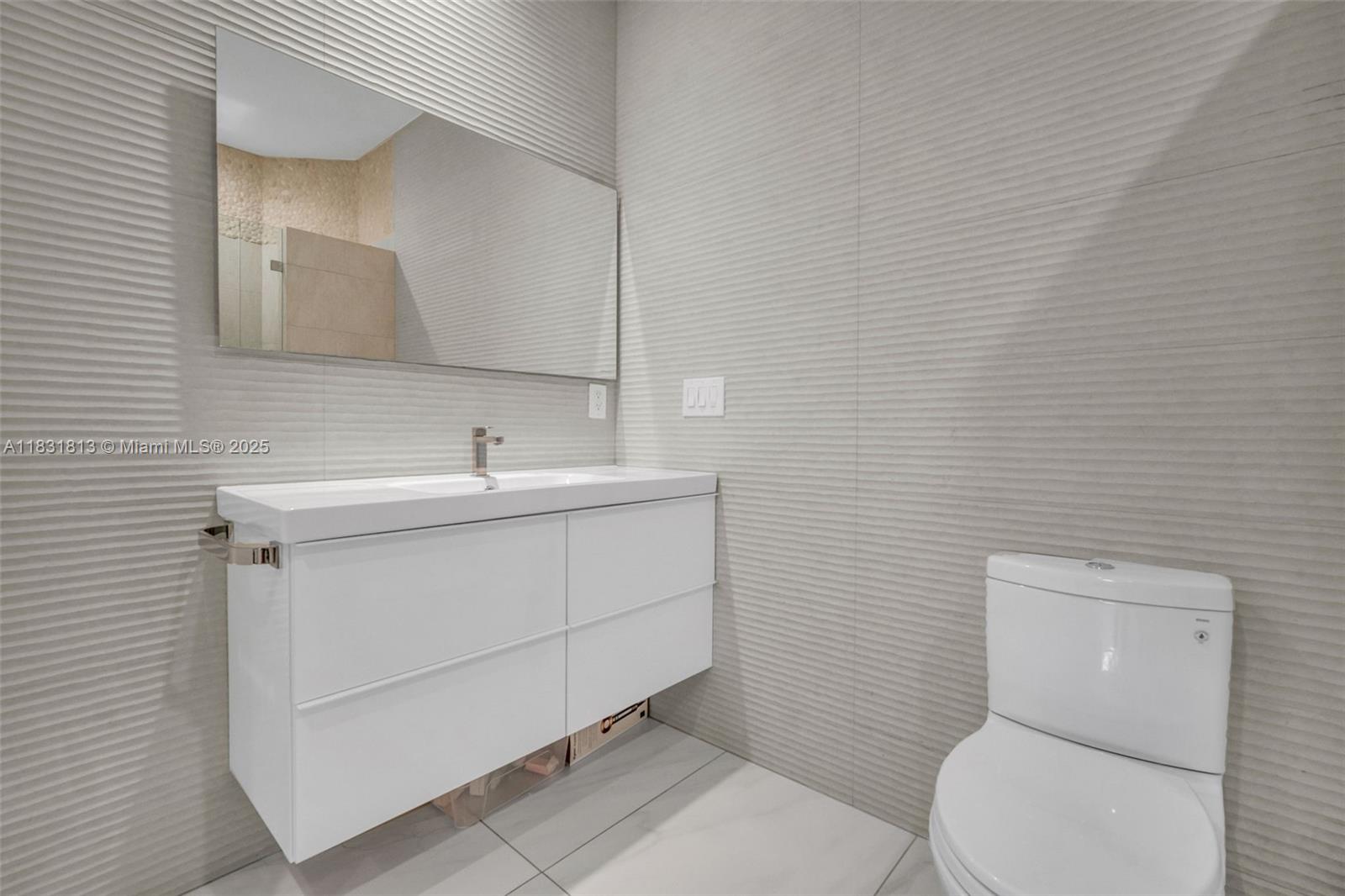 2583 Mayfair Ln, Weston, Florida image 38