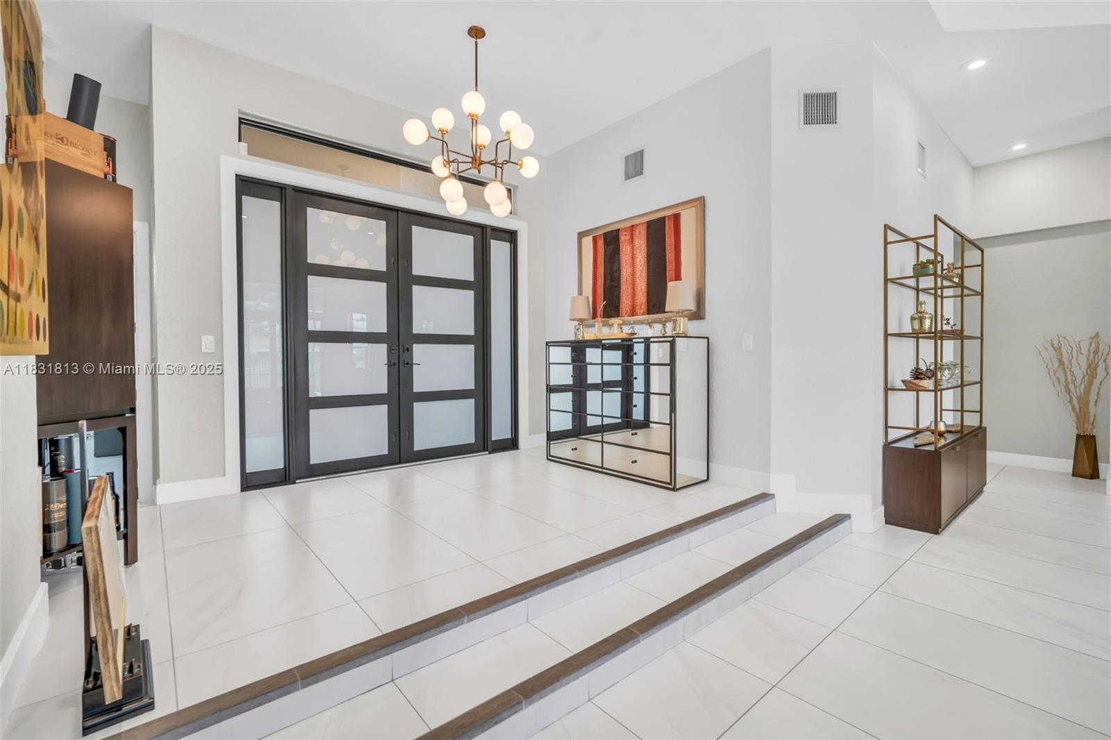 2583 Mayfair Ln, Weston, Florida image 5