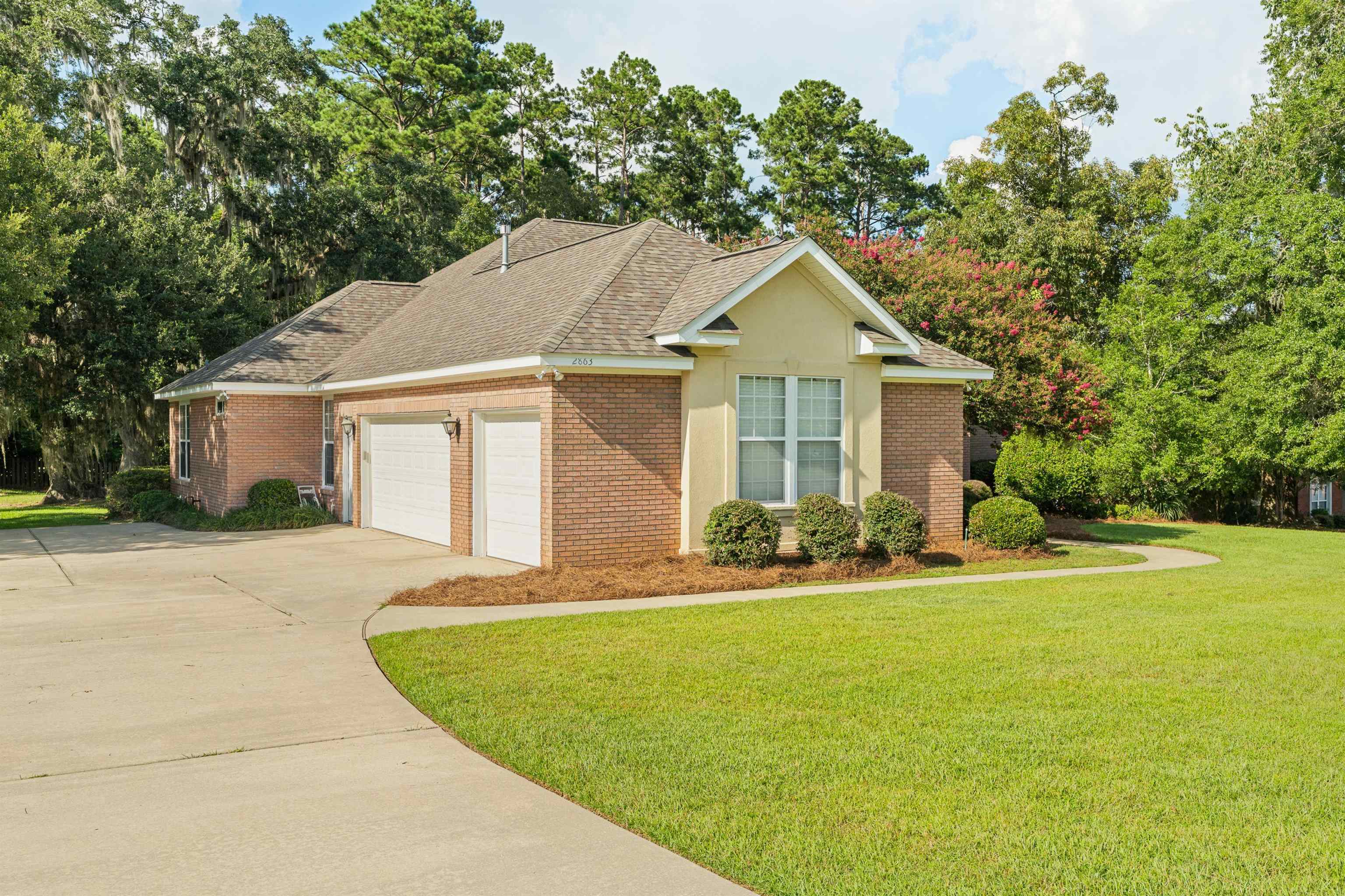 2863 Royal Isle Drive, Tallahassee, Texas image 11