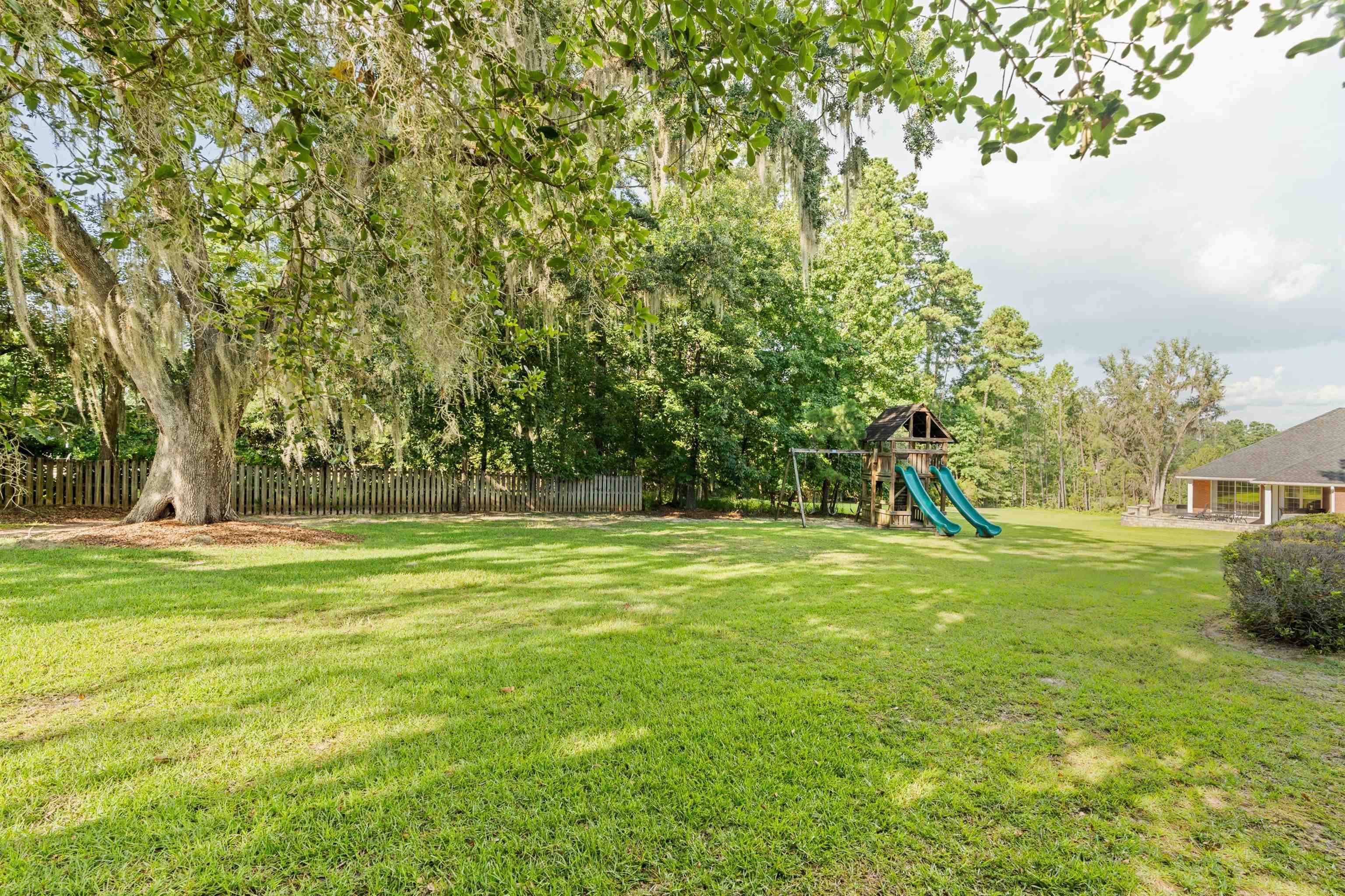 2863 Royal Isle Drive, Tallahassee, Texas image 22