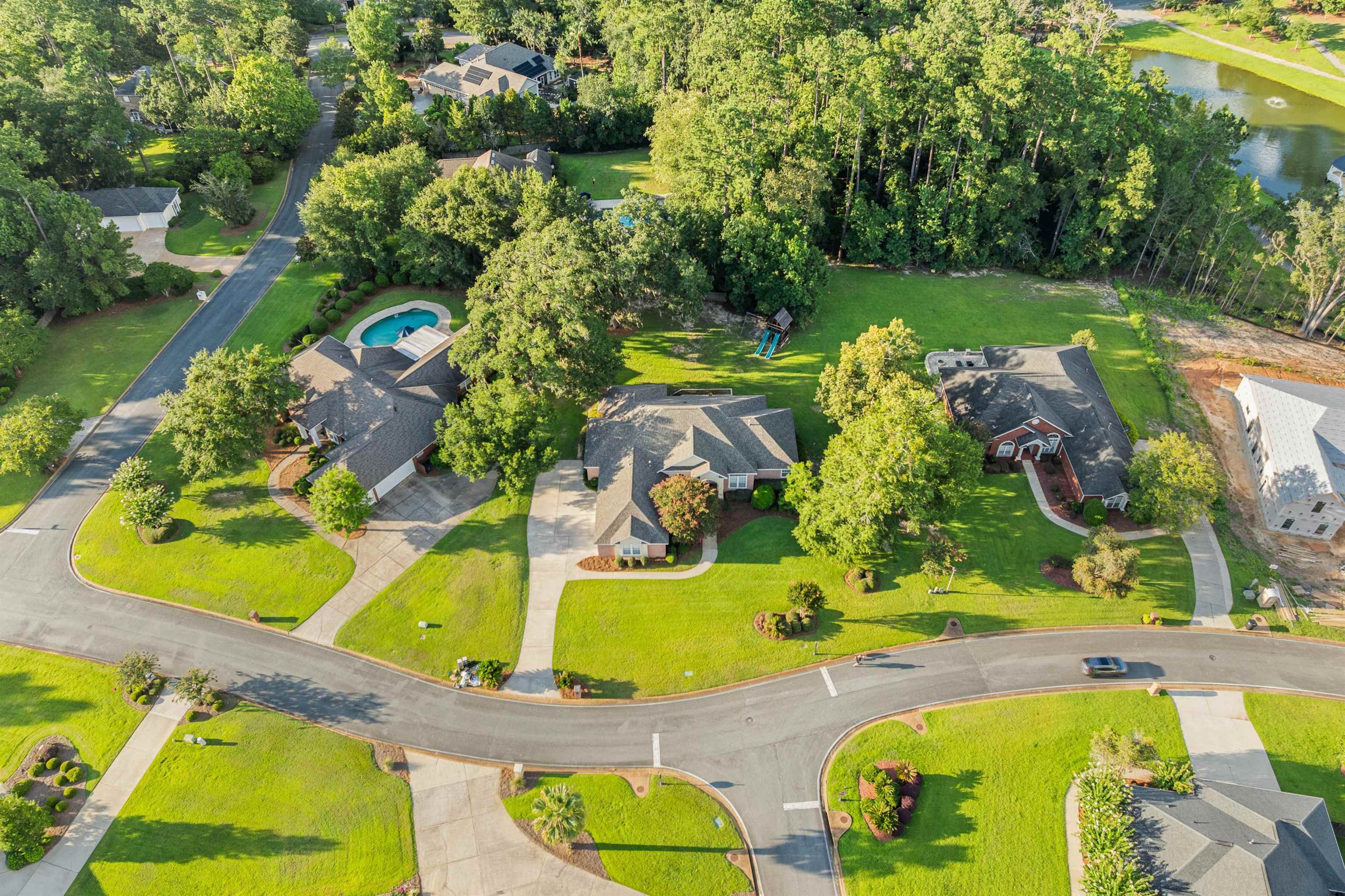 2863 Royal Isle Drive, Tallahassee, Texas image 4