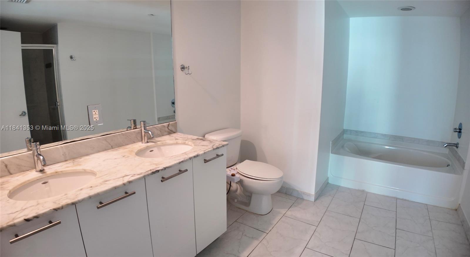 950 Brickell Bay Dr 3106