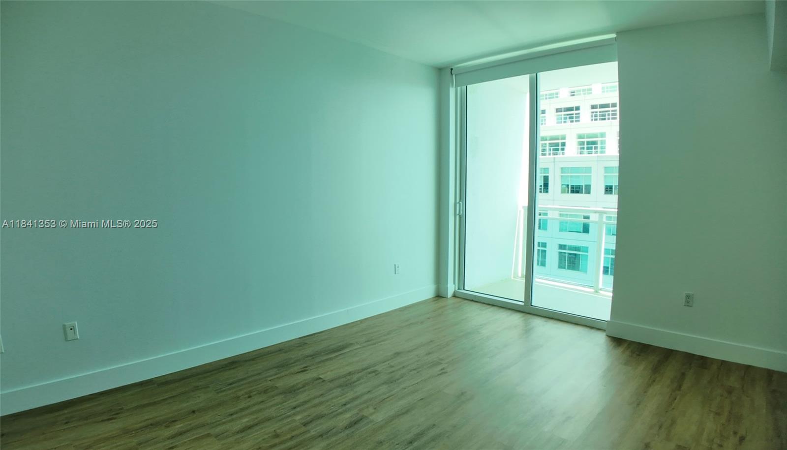 950 Brickell Bay Dr 3106