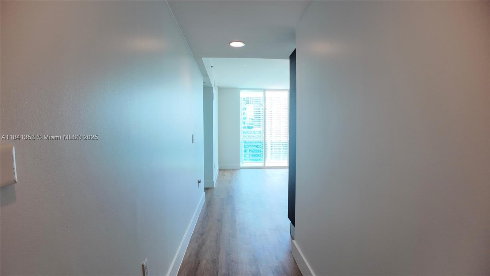 950 Brickell Bay Dr 3106