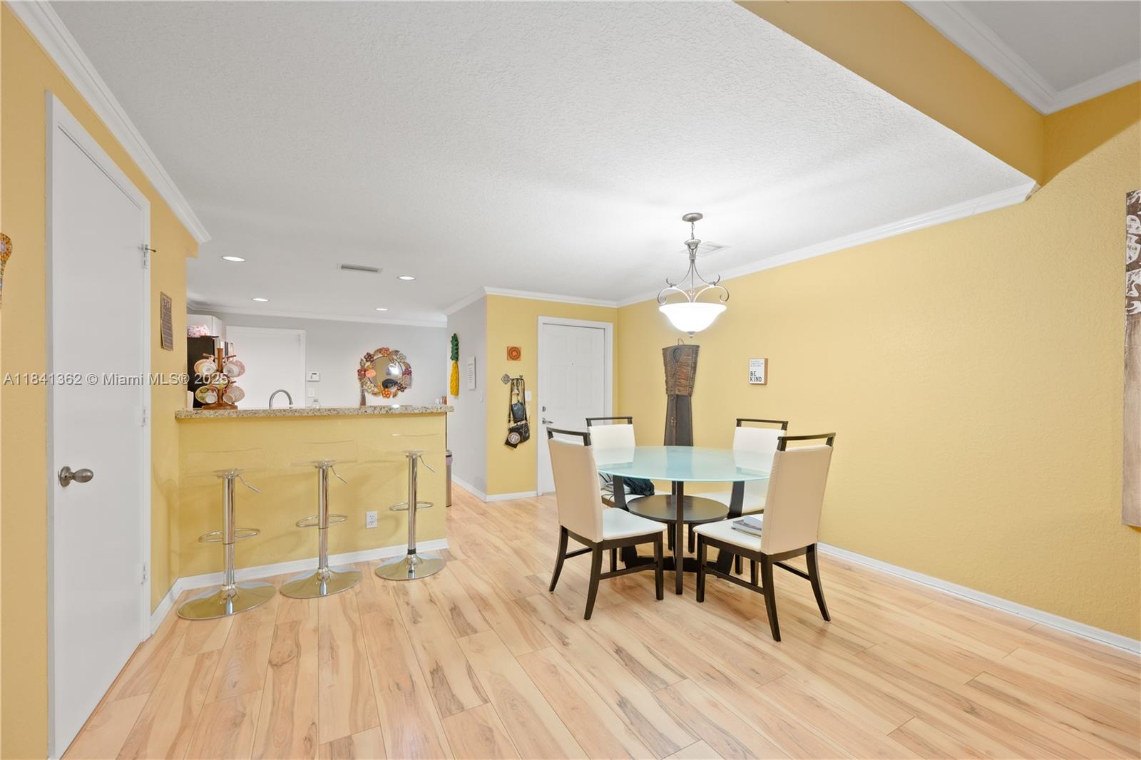 1424 Barcelona Way #5-23, Weston, Florida image 6