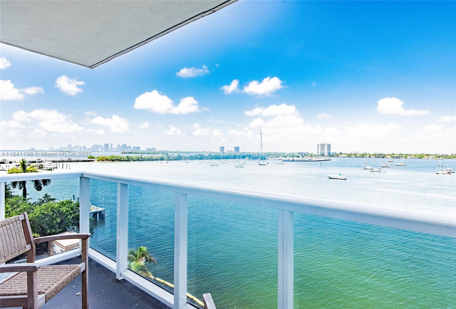 7928 West Dr #510, North Bay Village, Florida image 2