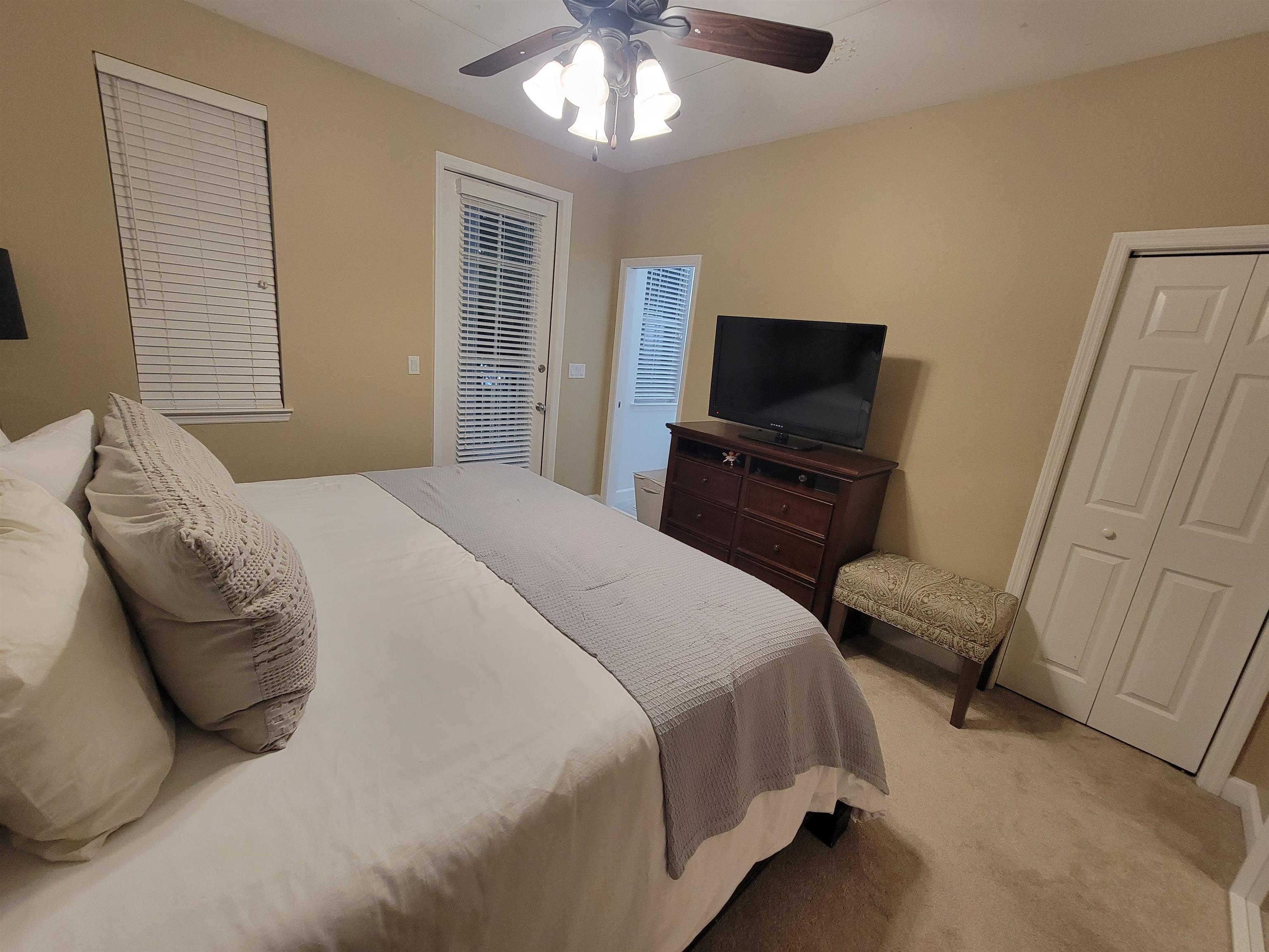 4338 Grove Park Drive, Tallahassee, Texas image 11