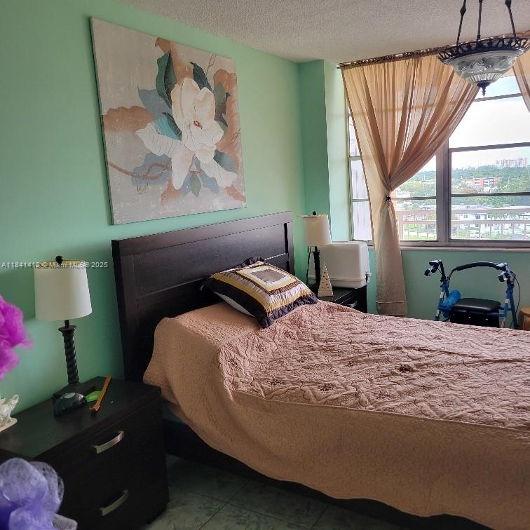2025 NE 164th St #815, North Miami Beach, Florida image 9
