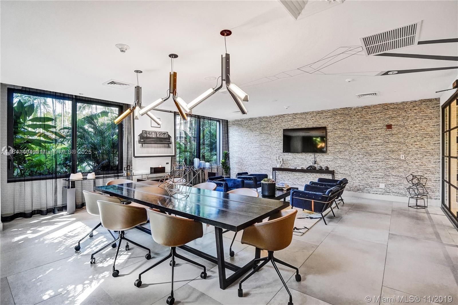 121 NE 34th St #L205, Miami FL 33137