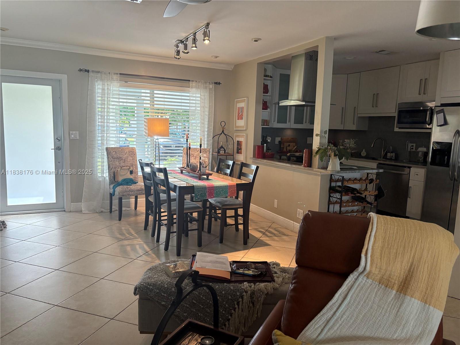 4730 NE 3rd Ter, Oakland Park, Florida image 5