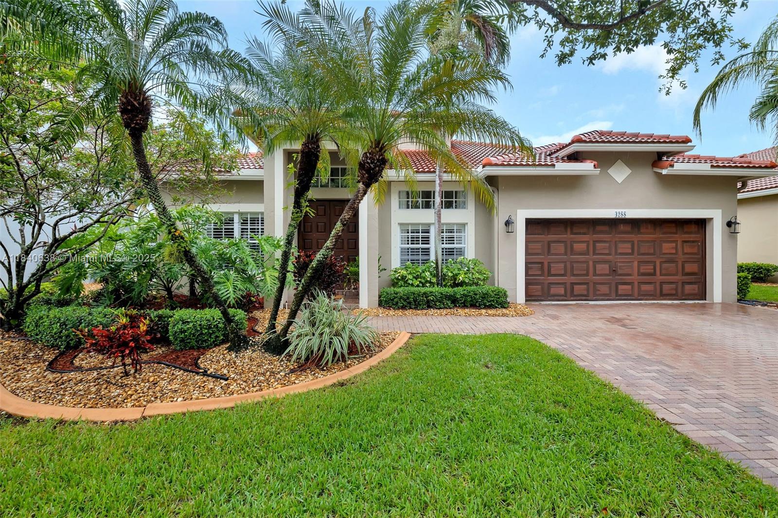 4288 Diamond Ter, Weston, Florida image 2