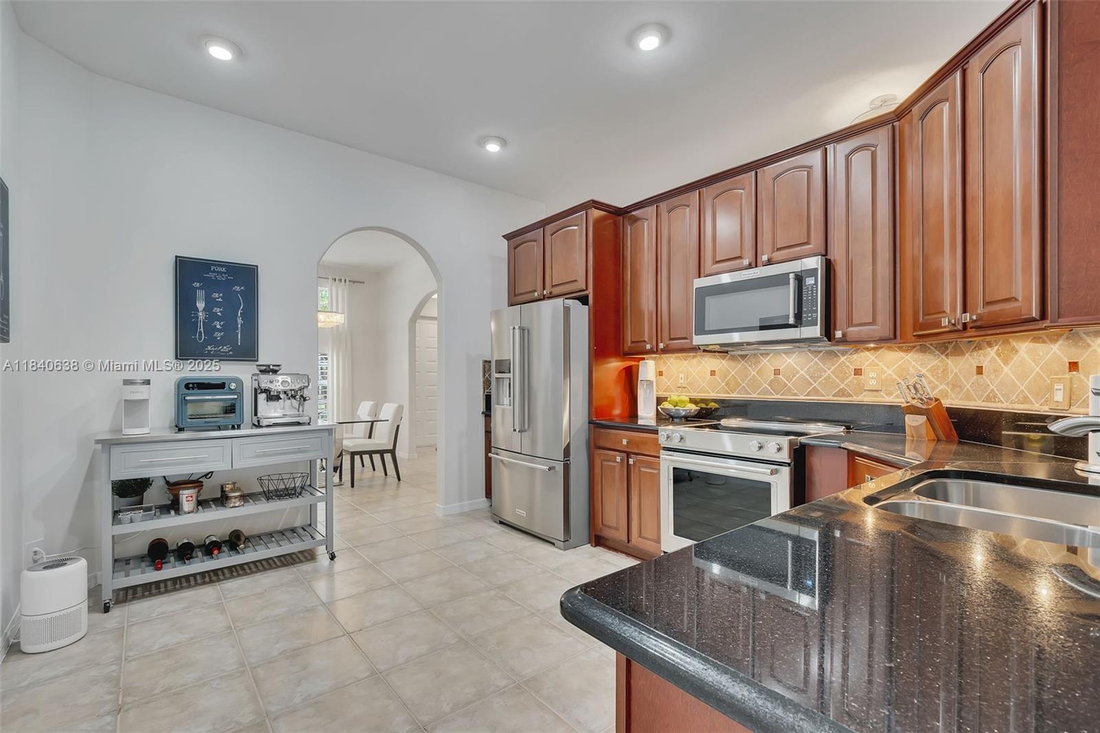 4288 Diamond Ter, Weston, Florida image 23