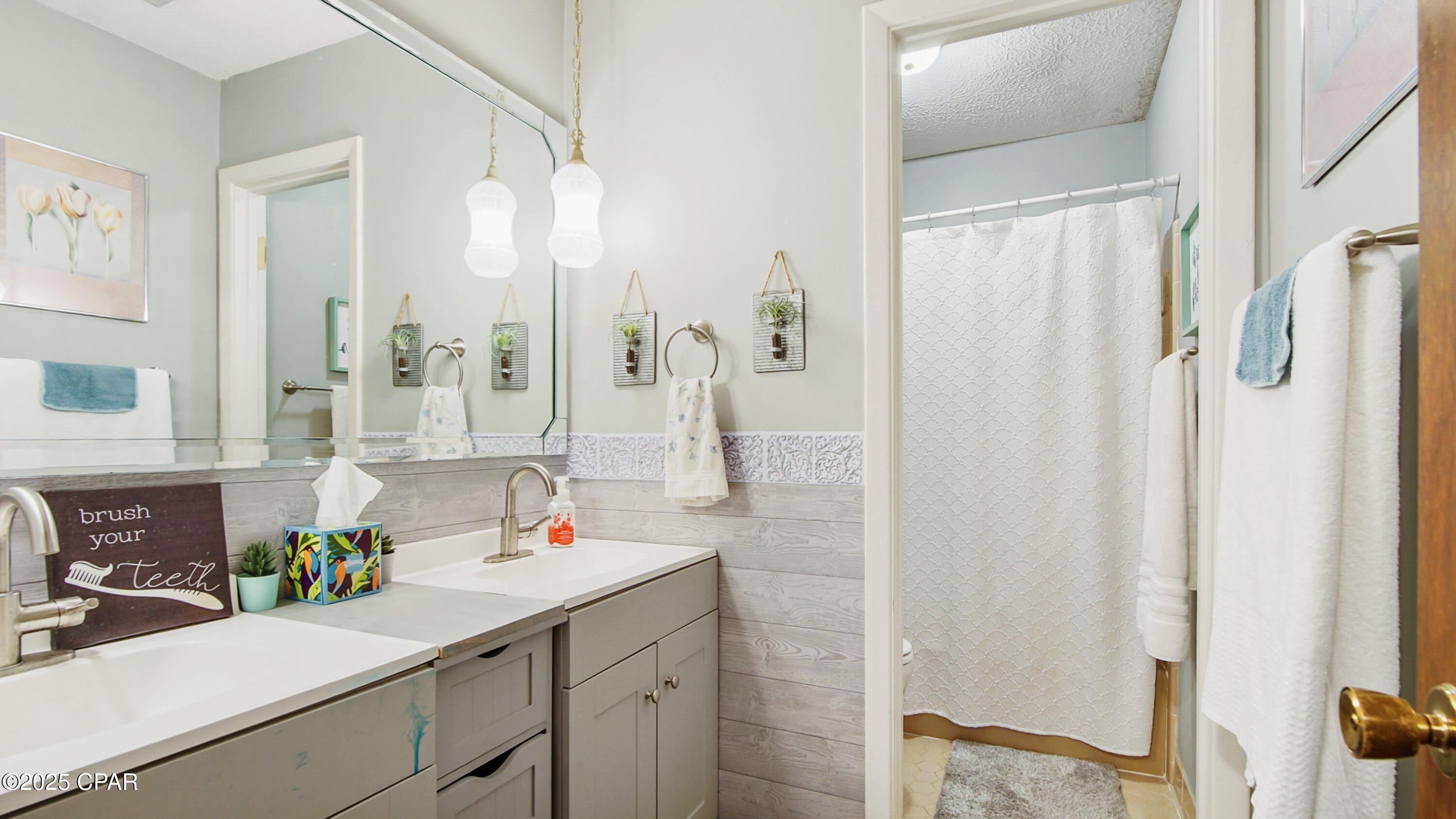 322 Floyd Drive, Lynn Haven, Florida image 24