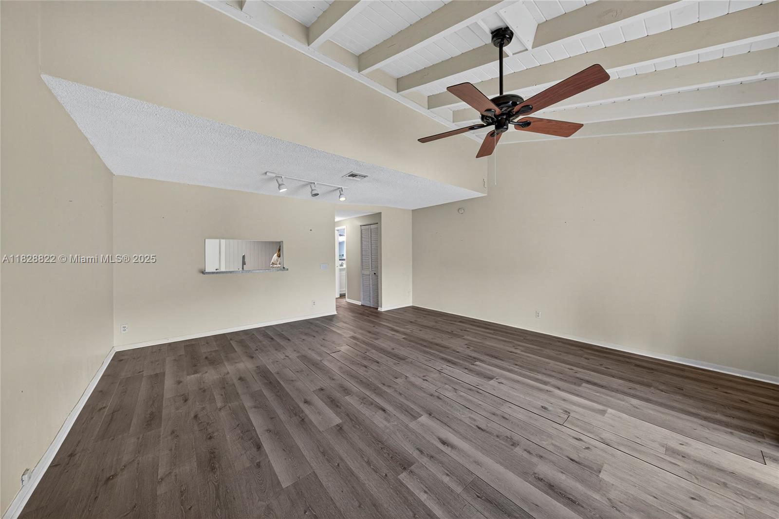 9086 Vineyard Lake Dr, Plantation, Florida image 13