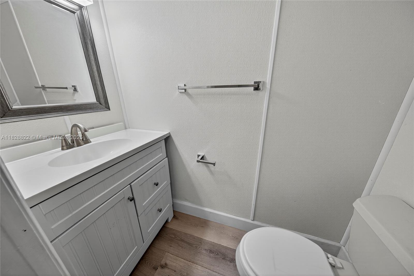 9086 Vineyard Lake Dr, Plantation, Florida image 17