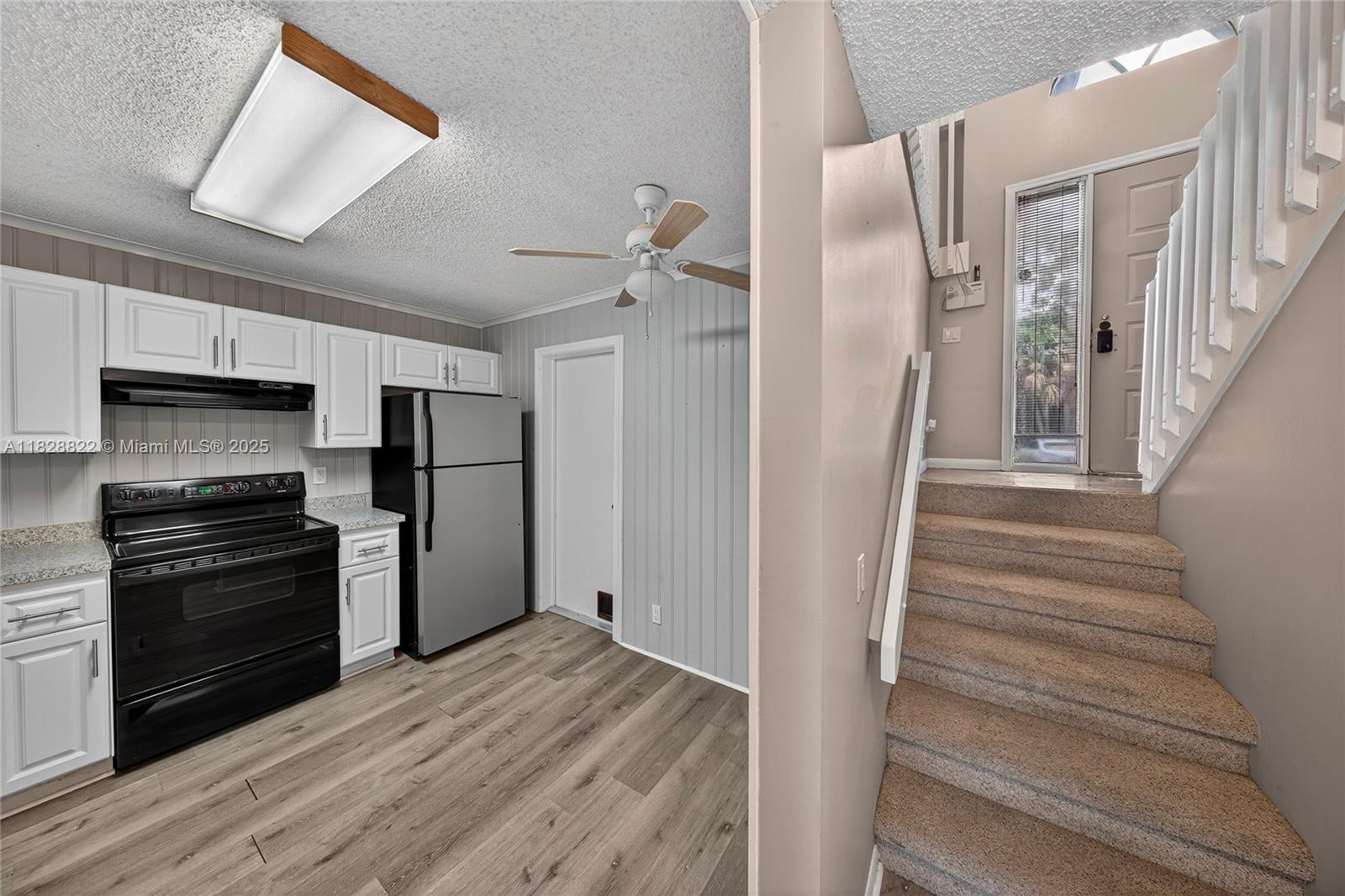 9086 Vineyard Lake Dr, Plantation, Florida image 18