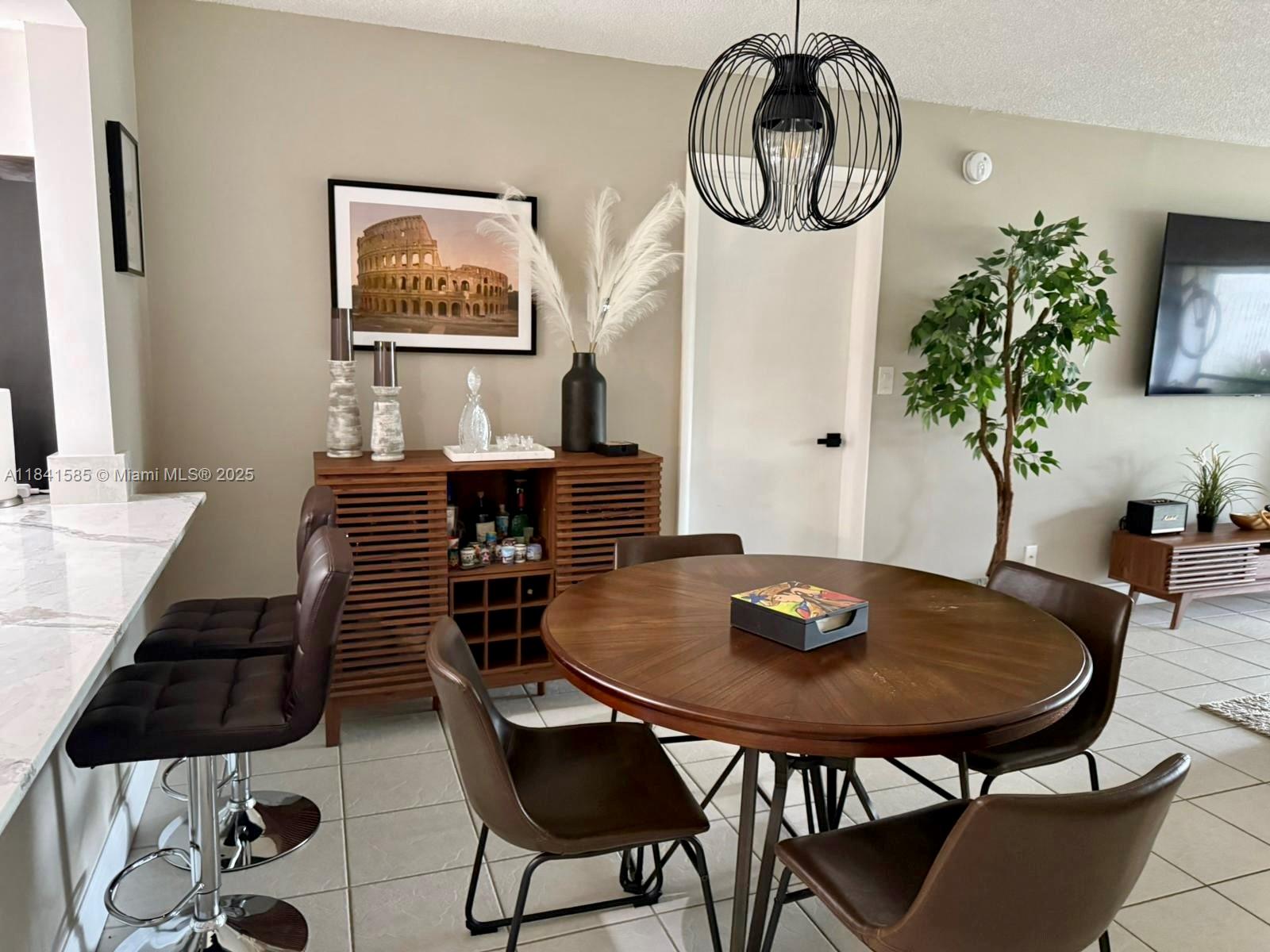 210 Lakeview Dr #102, Weston, Florida image 13