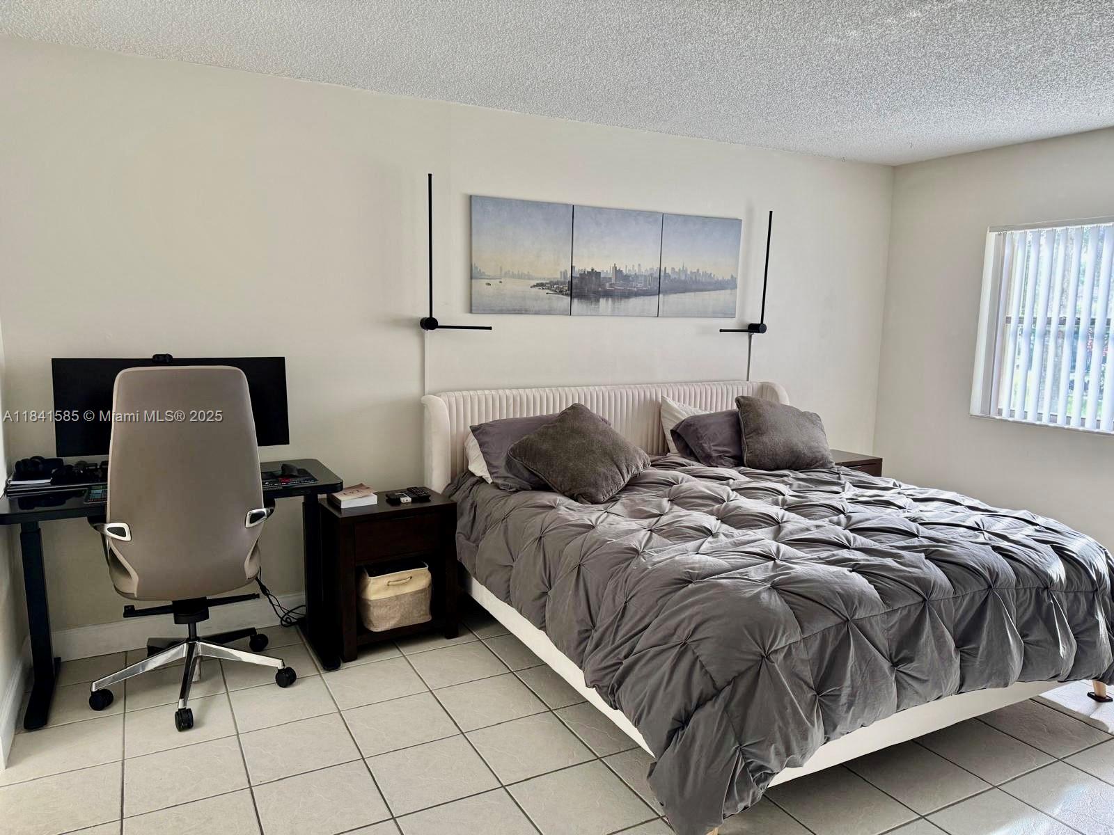 210 Lakeview Dr #102, Weston, Florida image 16