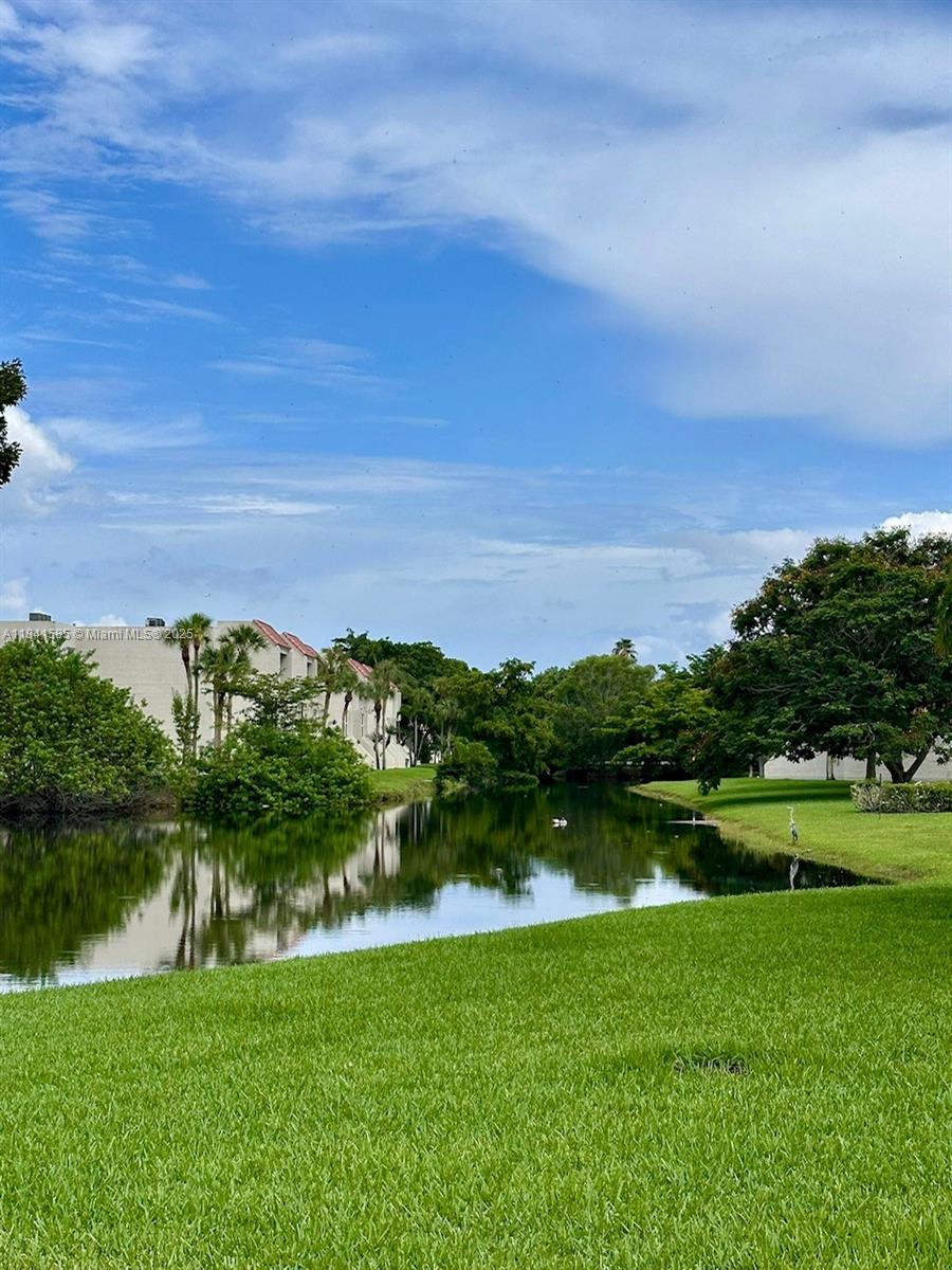210 Lakeview Dr #102, Weston, Florida image 18