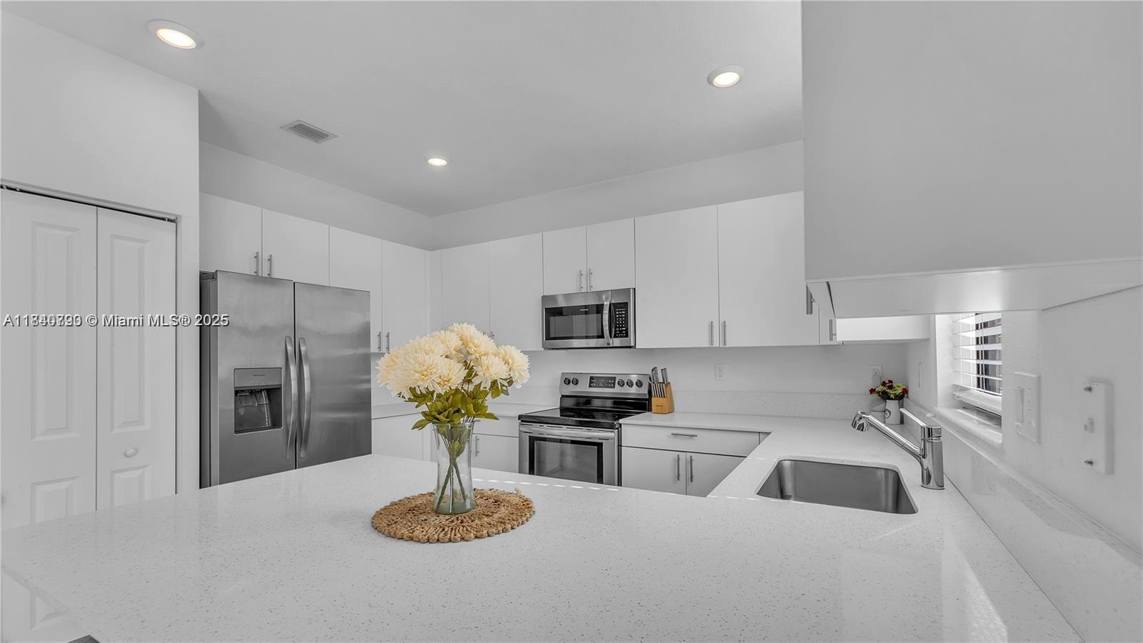 488 NW 203 Ter #488, Miami Gardens, Florida image 2