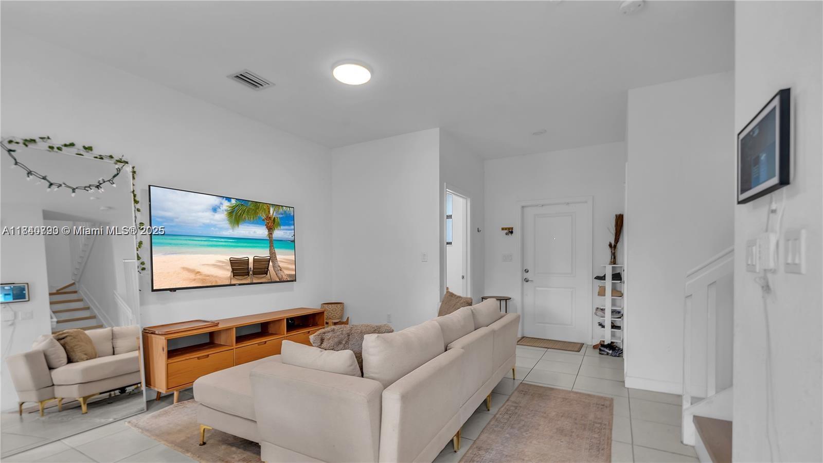 488 NW 203 Ter #488, Miami Gardens, Florida image 3