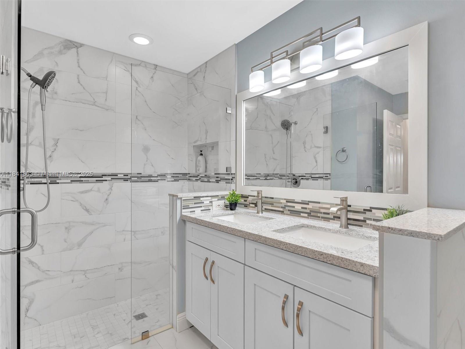 102 Gables Blvd, Weston, Florida image 19